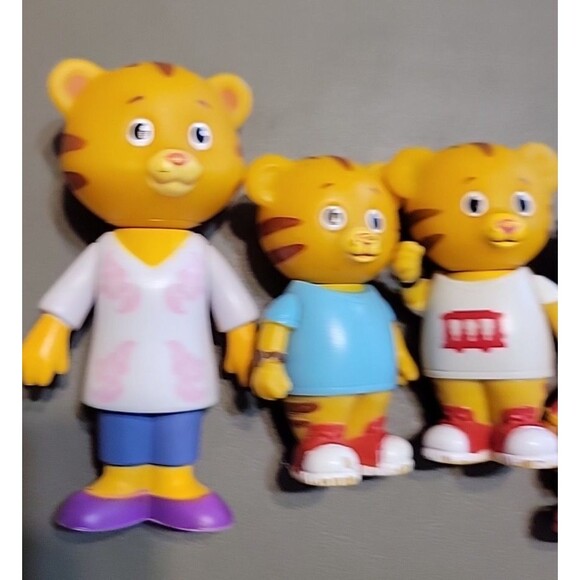 Daniel Tiger's Neighborhood 4 Figure Lot Toys - Picture 2 of 4